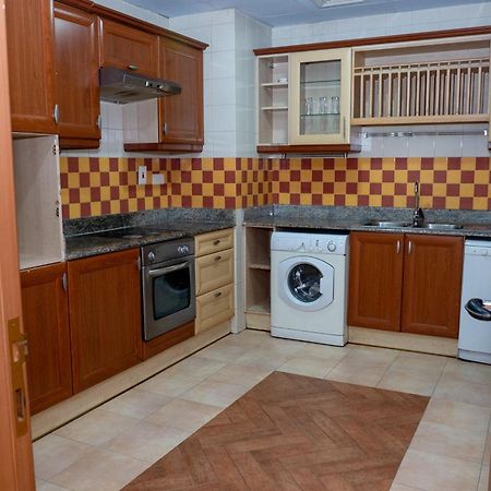 Excelsior Luxury Apartments Manama Eksteriør bilde