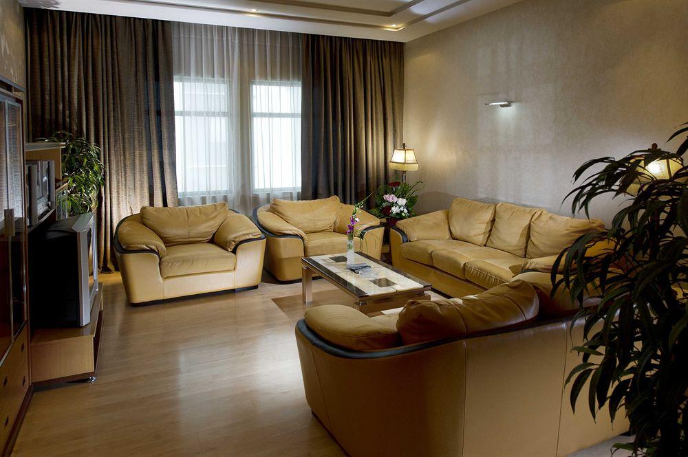 Excelsior Luxury Apartments Manama Eksteriør bilde