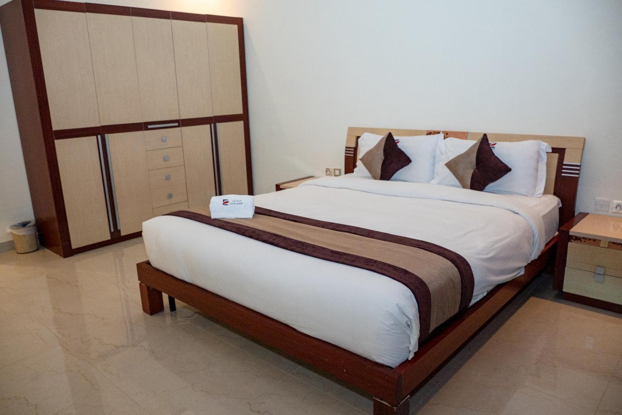 Excelsior Luxury Apartments Manama Eksteriør bilde