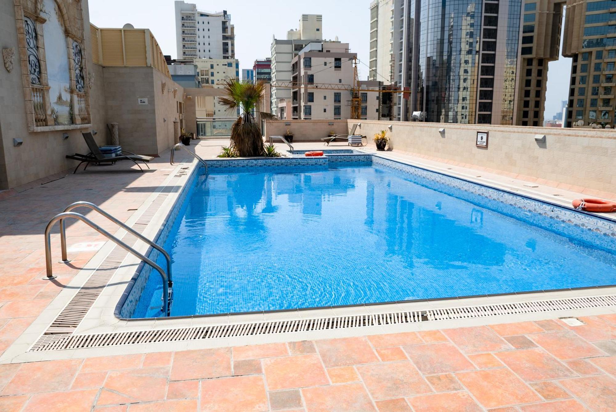 Excelsior Luxury Apartments Manama Eksteriør bilde