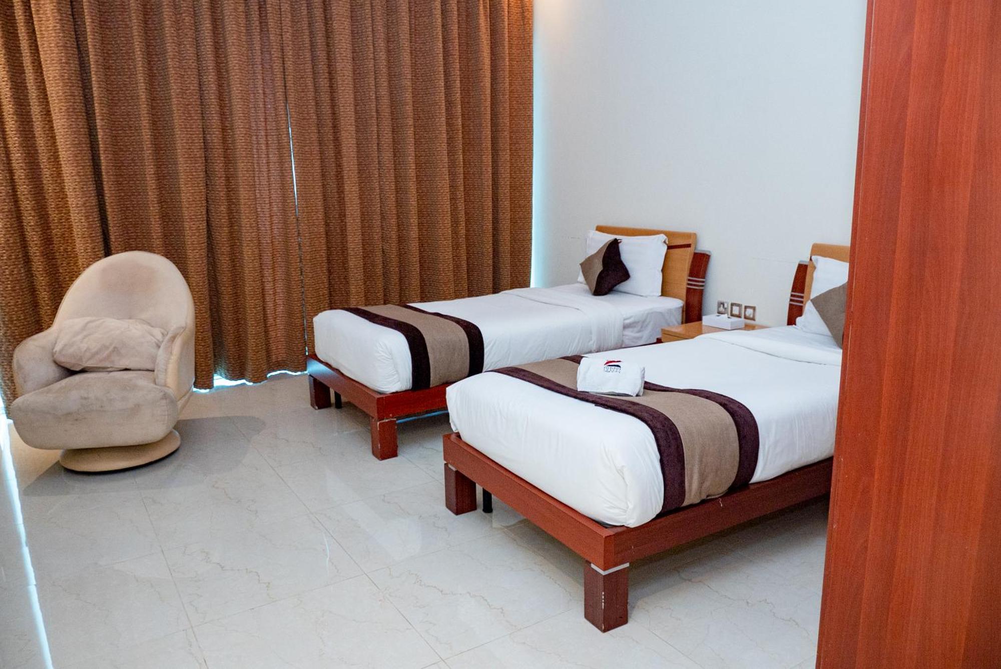Excelsior Luxury Apartments Manama Eksteriør bilde